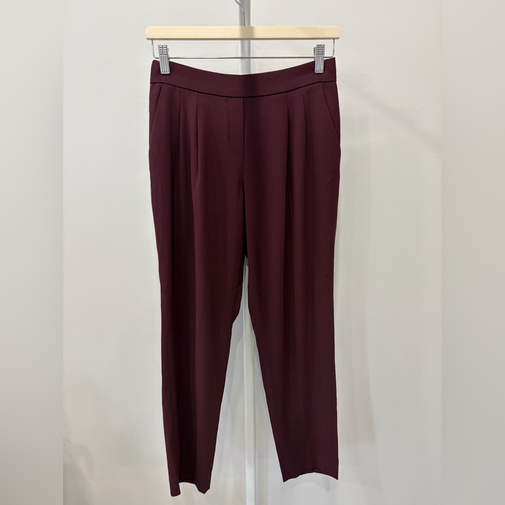 Aritzia Babaton Crepette Pant Trousers Crop Burgundy Conan Size 4